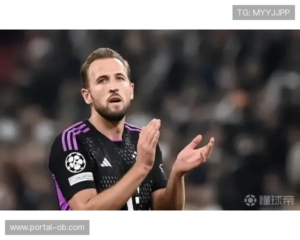 安联球场门框三拒拜仁，凯恩无奈苦笑