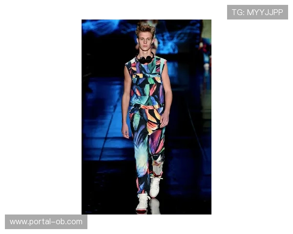 意甲与服装设计师合作，时尚跨界系列